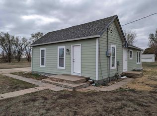 502 E 5th St, Hays, KS 67601