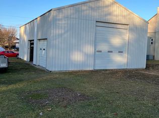 1322 W Hickory St, Union City, IN