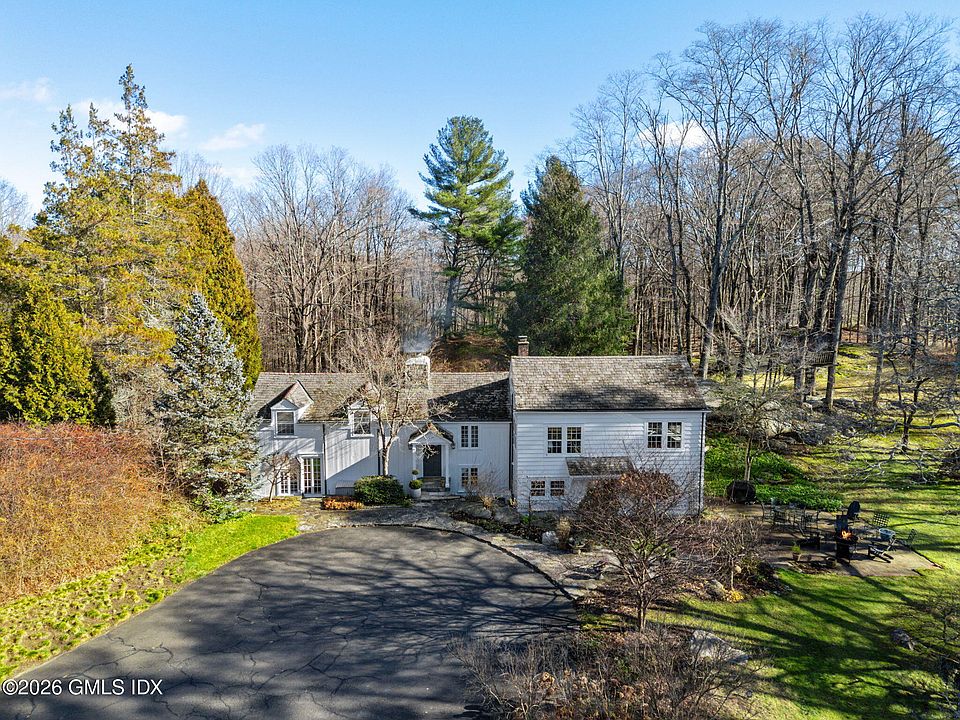 1st image of 93 E Middle Patent Rd