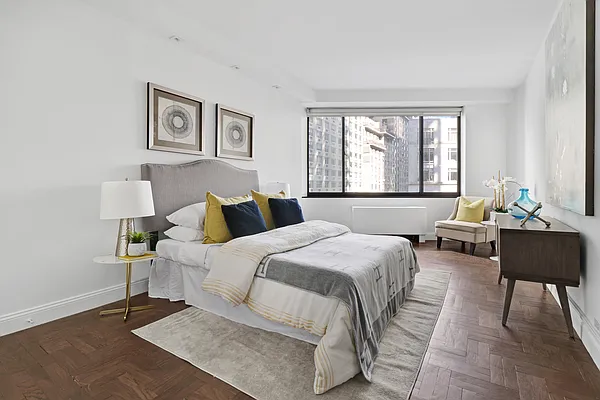 Sold by Compass | media 8