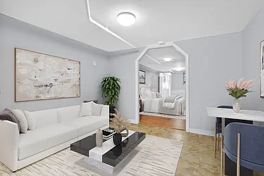 Rented by R New York