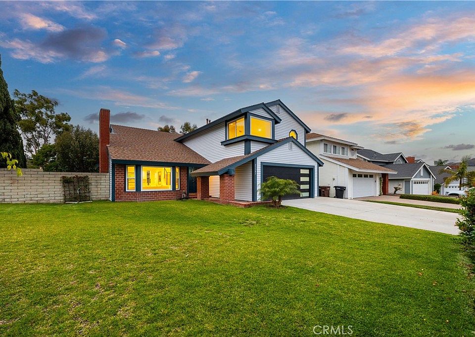 1st image of 25501 Goldenspring Dr