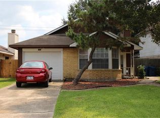 1921 Greenwood Dr, Rosenberg, TX 77471