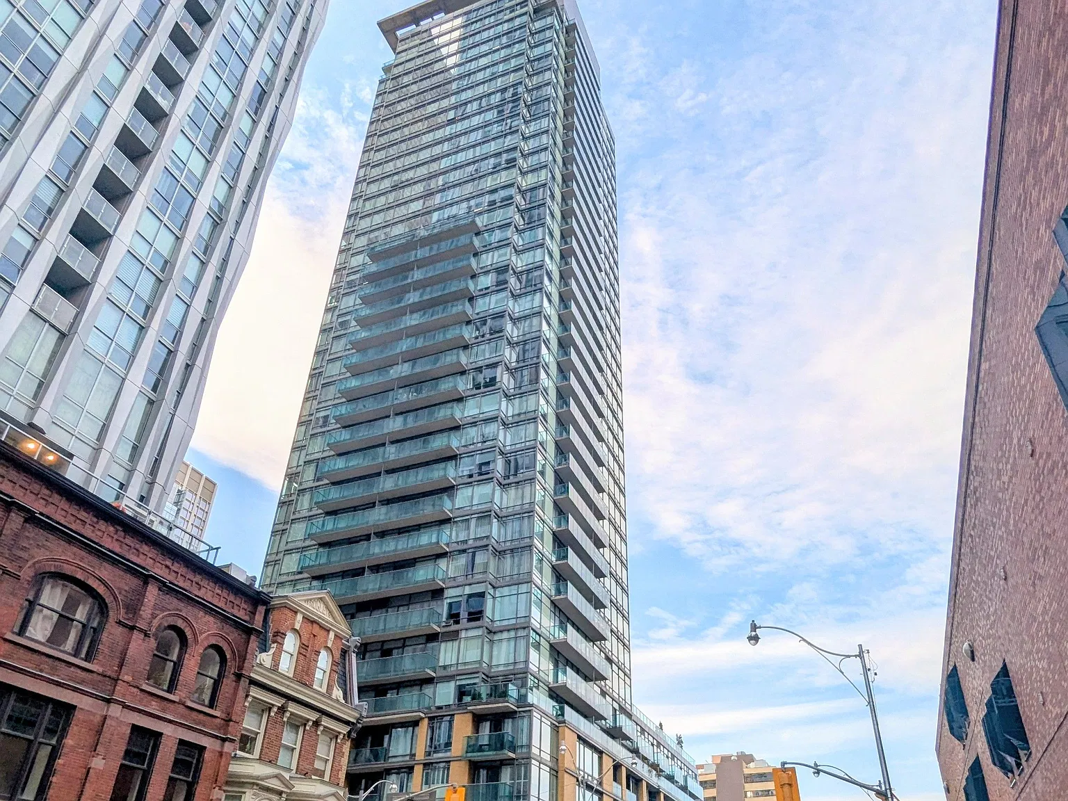 2 bed, $2,800 — Photo 2