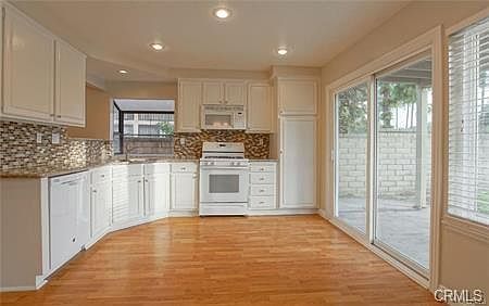 4th image of 6333 Sunny Meadow Ln