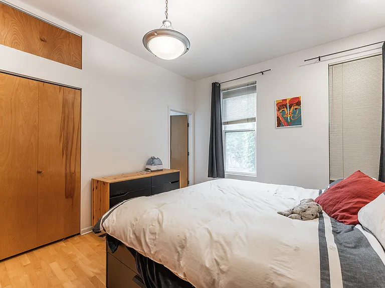 1407 N Wicker Park Ave #1 — Photo 6