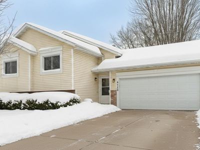 5920 44th Ave NW, Rochester, MN, 55901