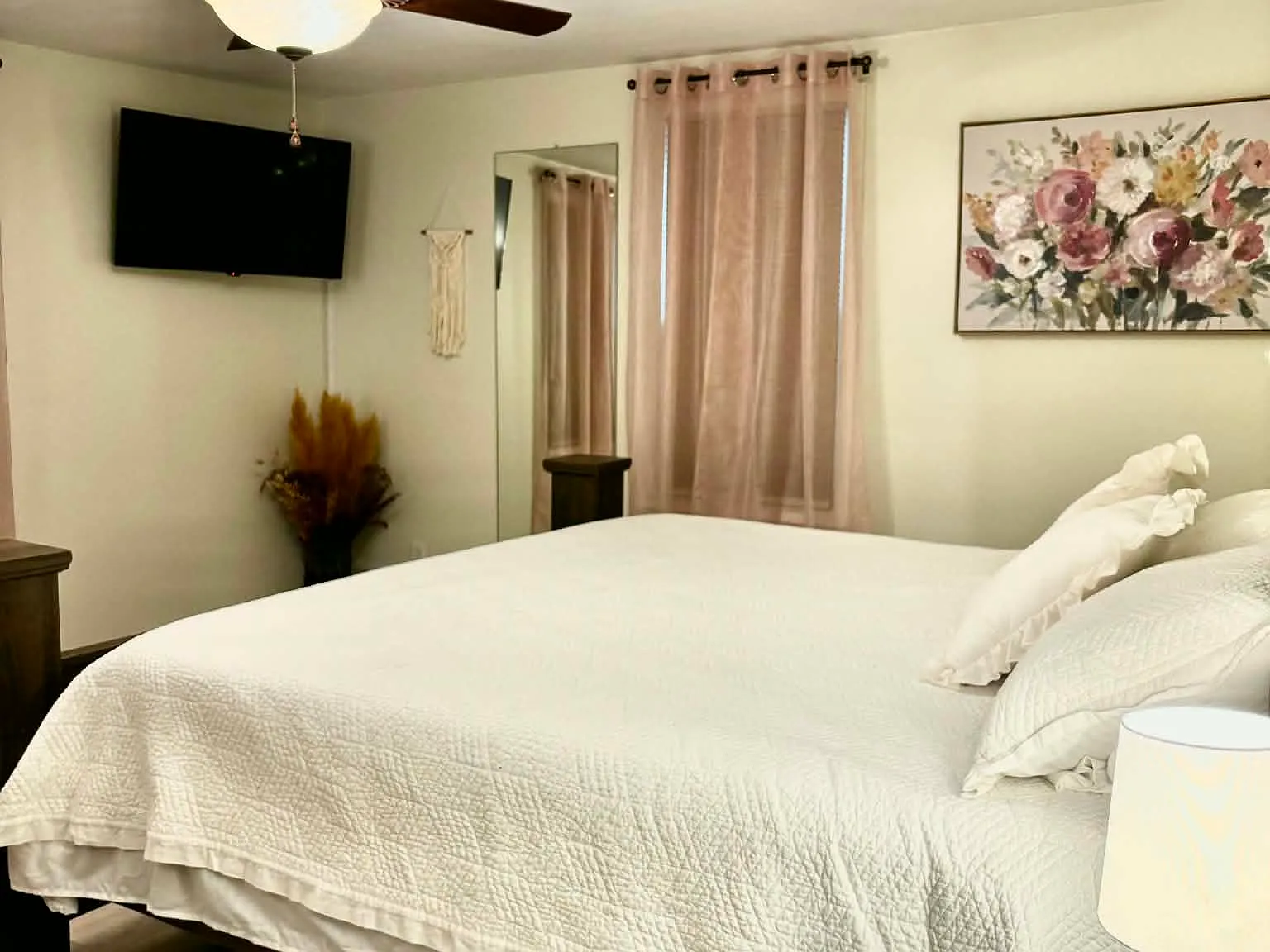 4 bed, 1554 sqft, $2,200 — Photo 3