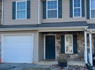 50 Fuzzy Tail Dr, Ranson, WV 25438