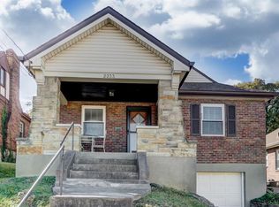 2233 Glenside Ave, Cincinnati, OH 45212