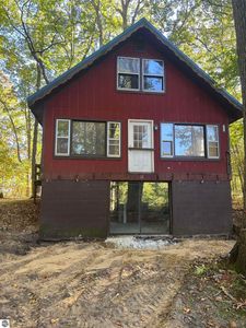 1030 Monterrey Trl, Lake Isabella, MI, 48893