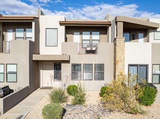 2326 N Park Center Dr, Washington, UT 84780