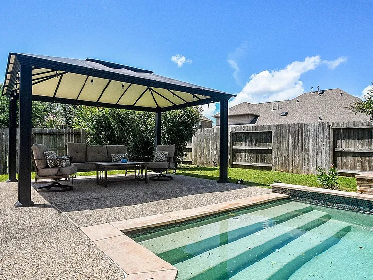 28426 Rolling Ridge Dr — Photo 40