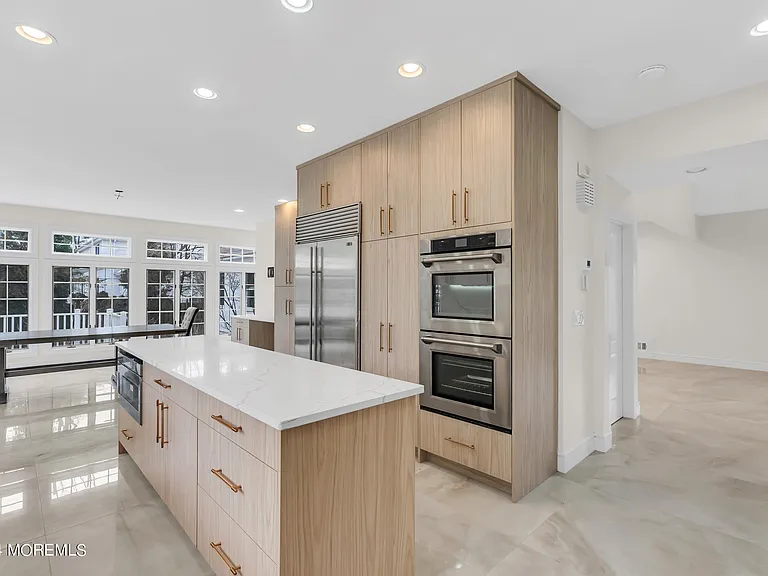 22 Meadow Ln — Photo 11