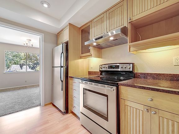 4th image of 14333 Saratoga Ave APT 4