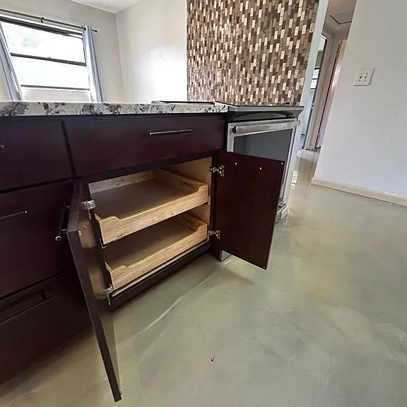 1508 Mona Ave — Photo 7