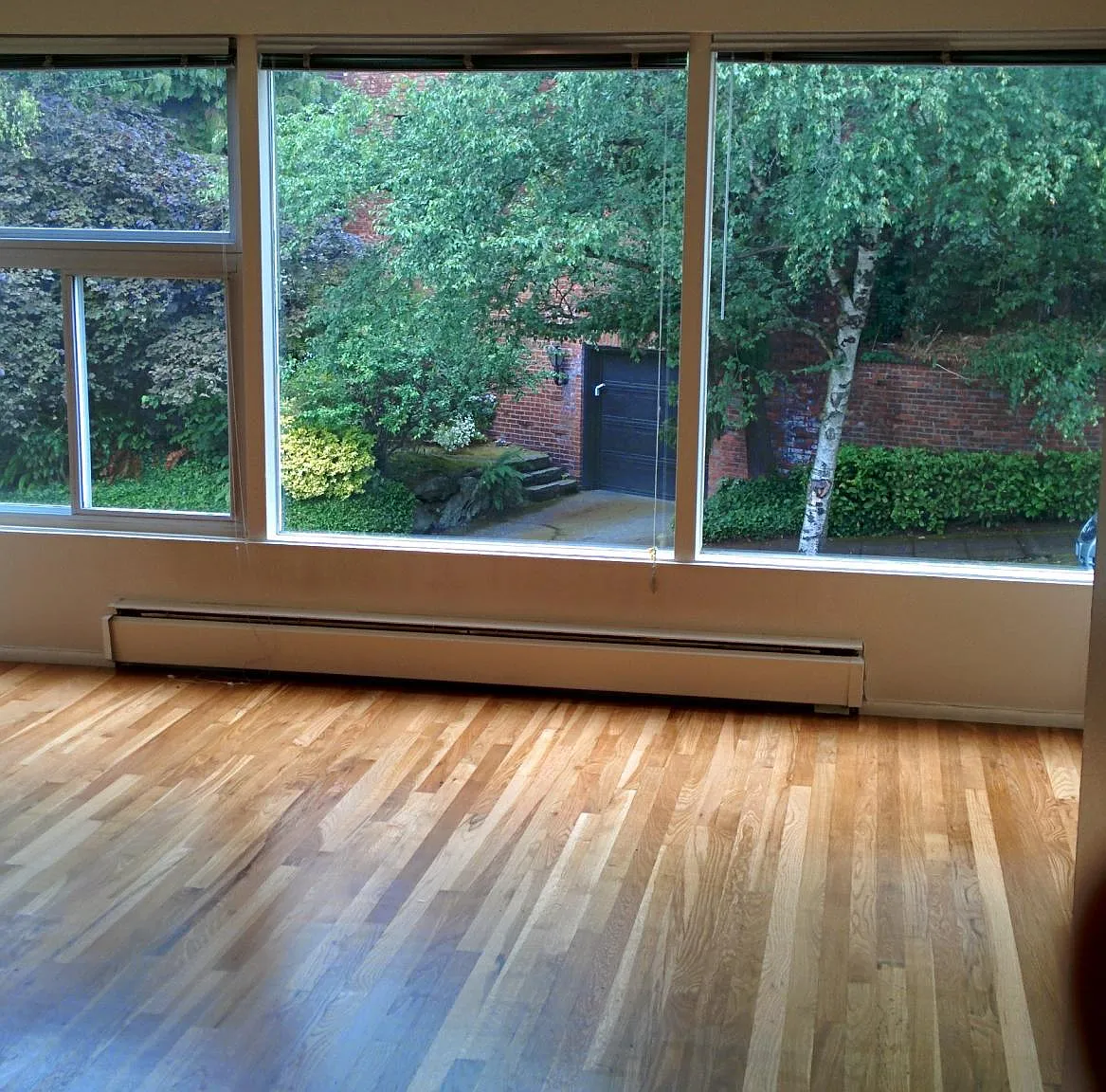 735 Belmont Ave E — Photo 1