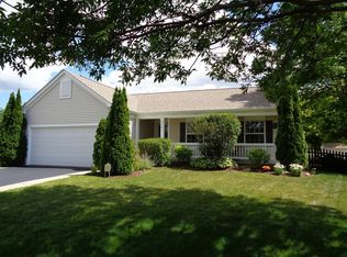 227 Briar Ridge Ln, Lake Villa, IL 60046