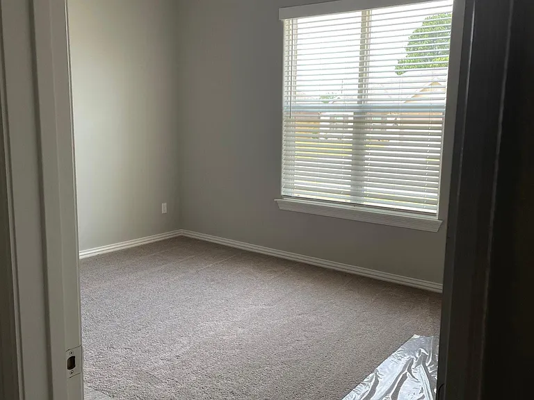 1705 S 11th Pl — Photo 8