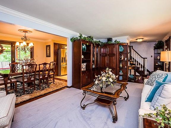 5th image of 2811 Queensboro Ave