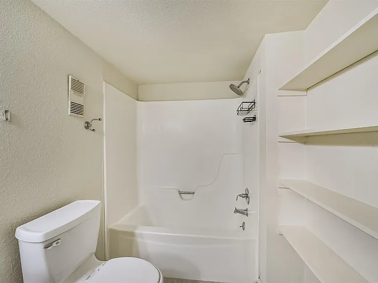 5917 Fairdale Ln #10 — Photo 33
