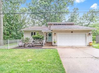 375 Carpenter Dr, Battle Creek, MI 49017