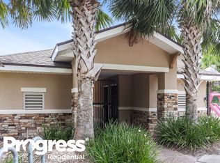 2352 Red Moon Dr, Jacksonville, FL 32216