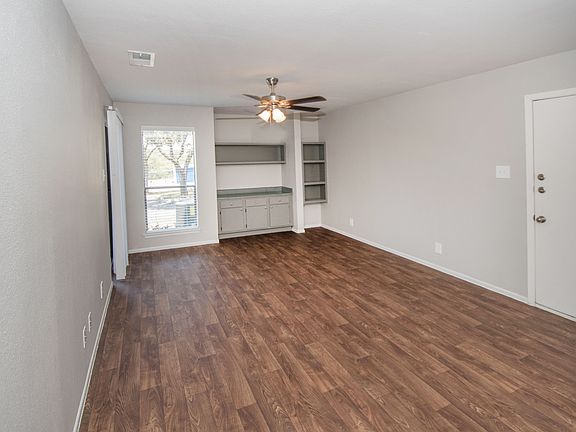 3rd image of 2170 Thousand Oaks Dr APT 1421Q
