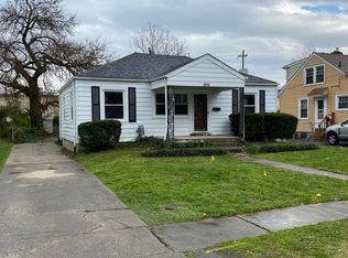 3914 Staebler Ave, Saint Matthews, KY 40207