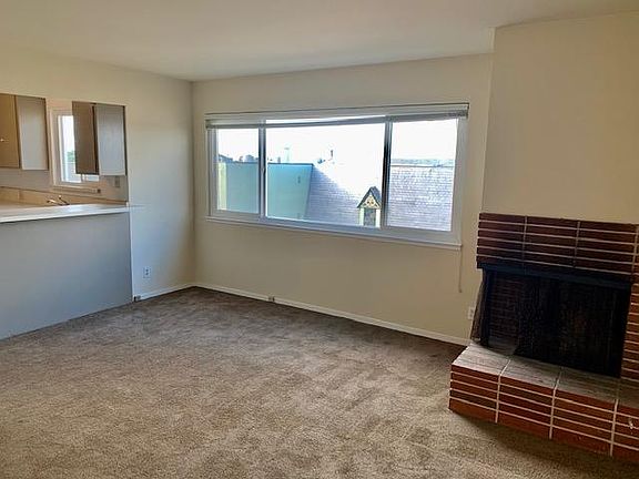 5th image of 2707 44th Ave APT 6
