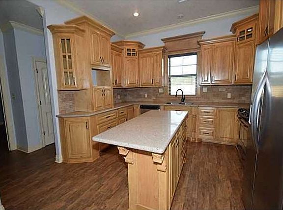 5th image of 2342 Doran Dr