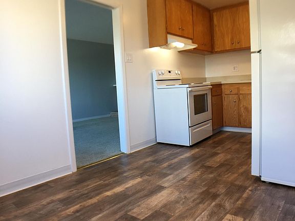 5th image of 1995 Chestnut St #204