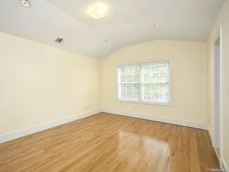 51 Inwood Rd #B — Photo 24