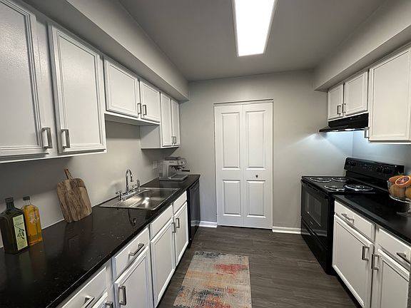 4th image of 4615 N Holland Sylvania Rd APT 59