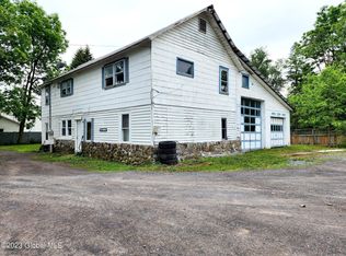 109 Warners Ln, Central Bridge, NY 12035