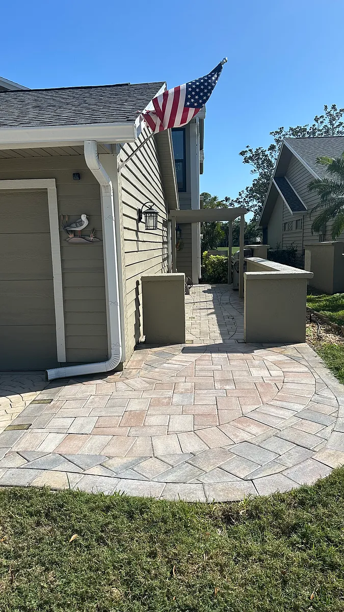 Building Photo - 3411 Avenida Madera #A