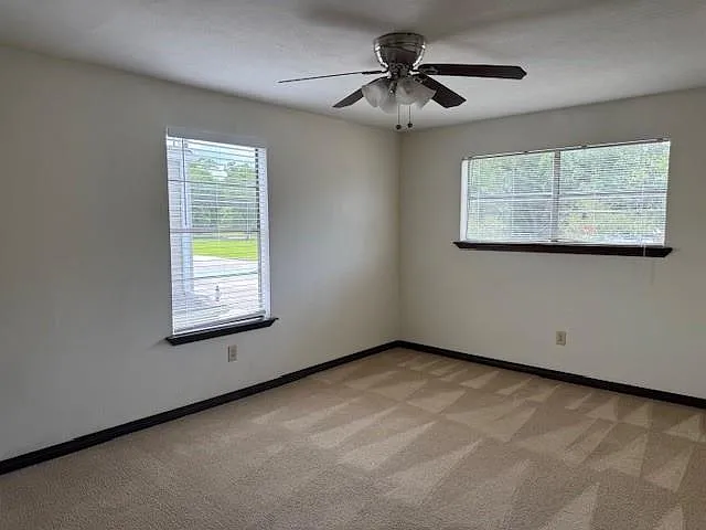 979 Navarre Ave — Photo 13