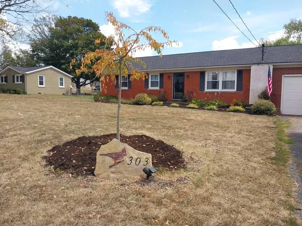 303 Pleasant Hill Dr, Harrodsburg, KY 40330