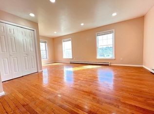 4 Woburn St #C, Worcester, MA 01606