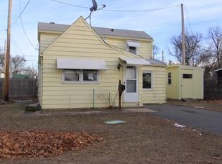 243 Carew St, Chicopee, MA 01020