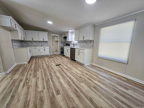 4th image of 19542 Lawhon Dr