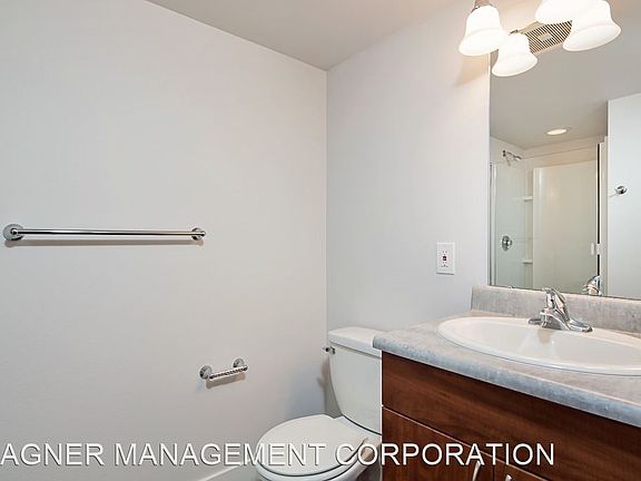 4th image of 1404 E Yesler Way #2880064