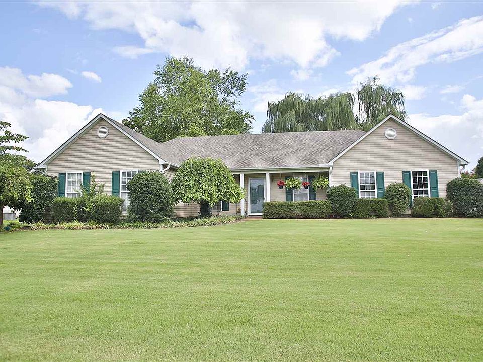 1st image of 250 Willow Branch Dr
