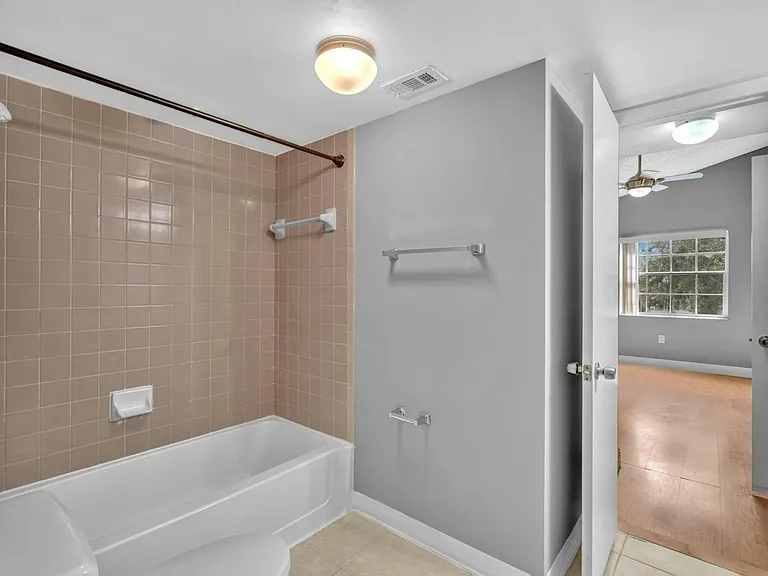 5200 NW 31st Ave #43 — Photo 19