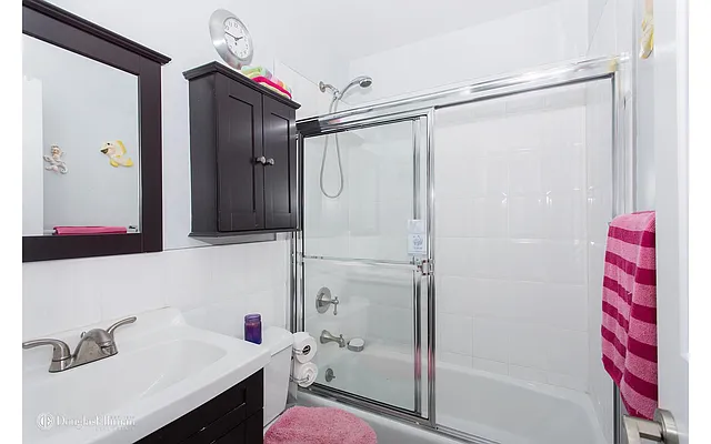 Sold by Douglas Elliman | media 14