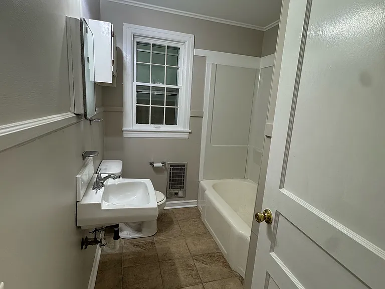 906 Chickasaw Trl — Photo 8