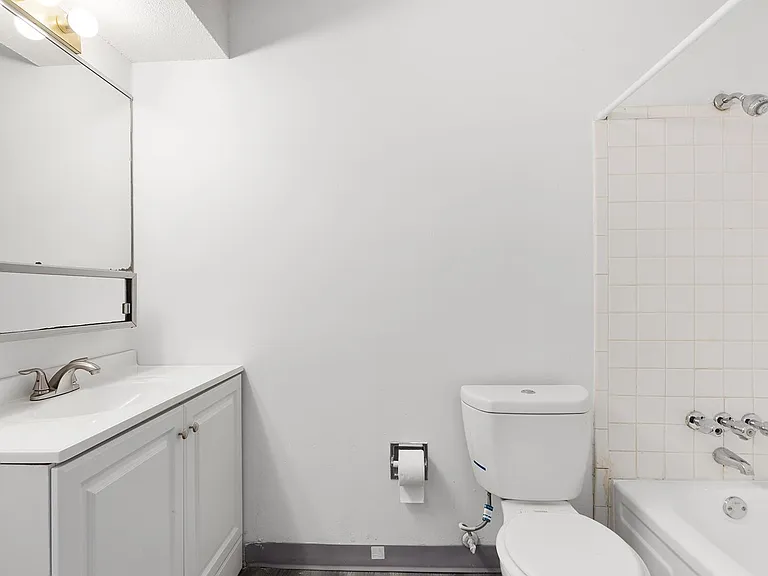 Stonegate Meadows Apartments — Photo 9