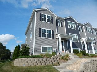 2590 Bella Dr, PINGREE GROVE, IL 60140