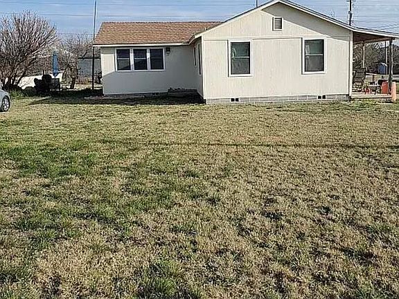 4th image of 101 N 3rd St