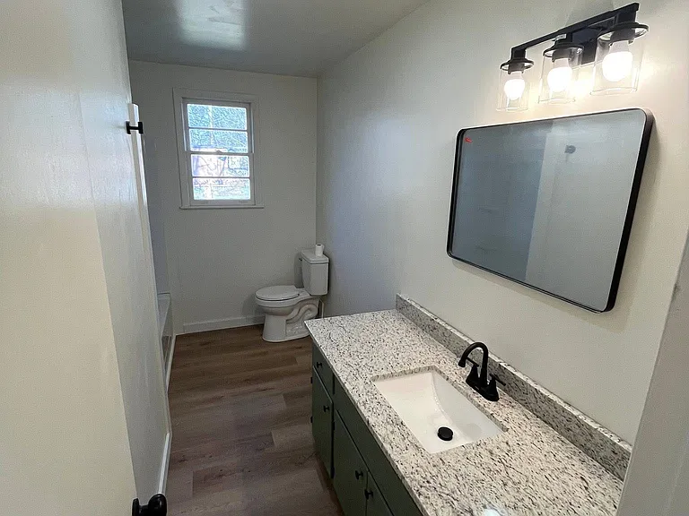 6603 Oak Hill Rd — Photo 3